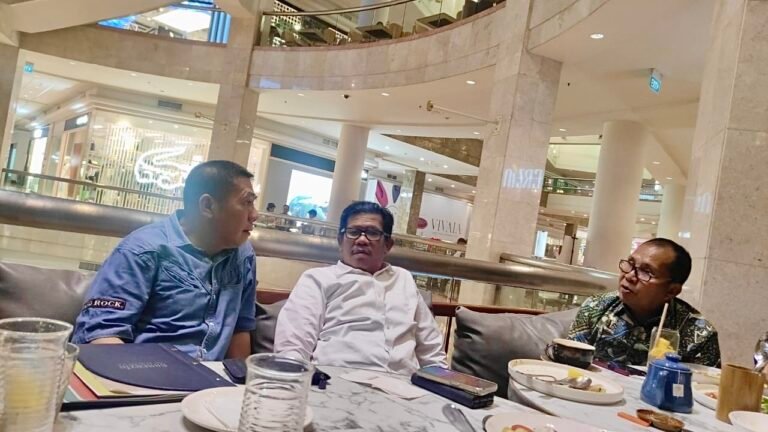 Pilgub Sulsel Dibuat Romantis DIA 