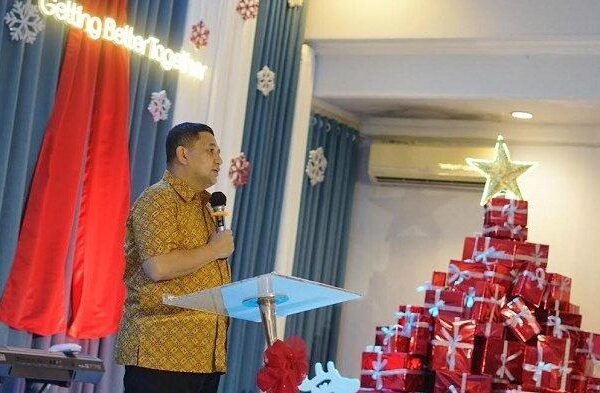 Momen Munafri Arifuddin diundang khusus di perayaan Natal di Gereja Bethel Tabernakel Kristus Pembela, Makassar, Rabu (25/12/2024) siang.