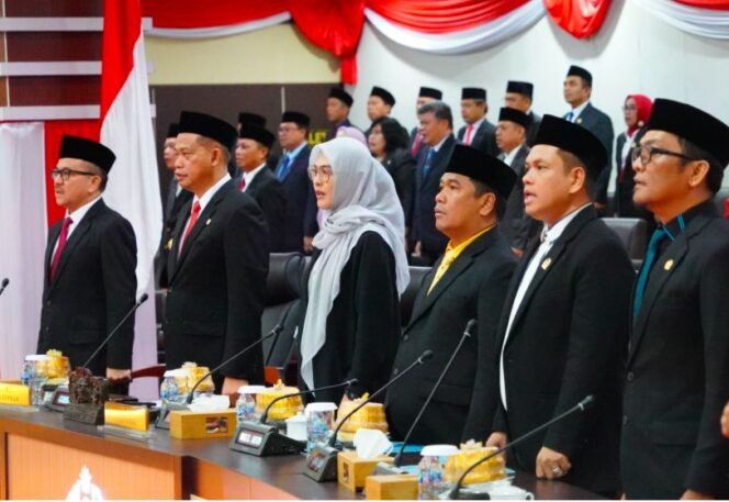 DPRD Sulsel Tetapkan Andi Sudirman Sulaiman-Fatmawati Rusdi sebagai Gubernur dan Wagub Terpilih 2025-2030. (Foto: Ist)