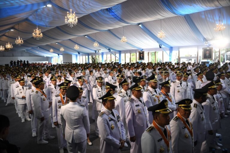 10 Gubernur di Indonesia Terkaya yang Dilantik Oleh Presiden Prabowo. (Foto: Antara Foto)