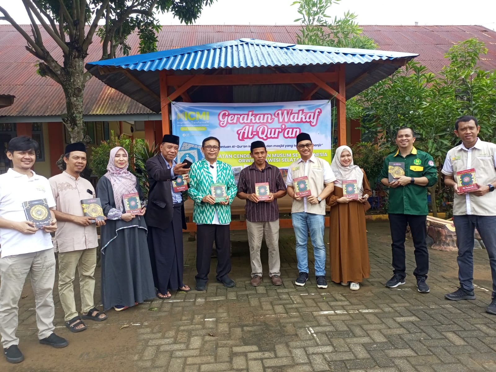 Gandeng Dua Badan Otonom, ICMI Sulsel Gelar Gerakan Wakaf 10.000 Al-Qur’an di Maros: Disambut Baik oleh Bupati. (Foto: rendi/ikolom)