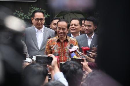 Ini Alasan Jokowi Tak Hadir Serahkan Langsung Ijazahnya di Bareskrim