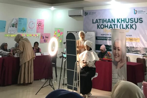 Festival Perkaderan LKK Hadirkan Tutorial Makeup Bersama Wardah Cosmetics X Kohati Makassar