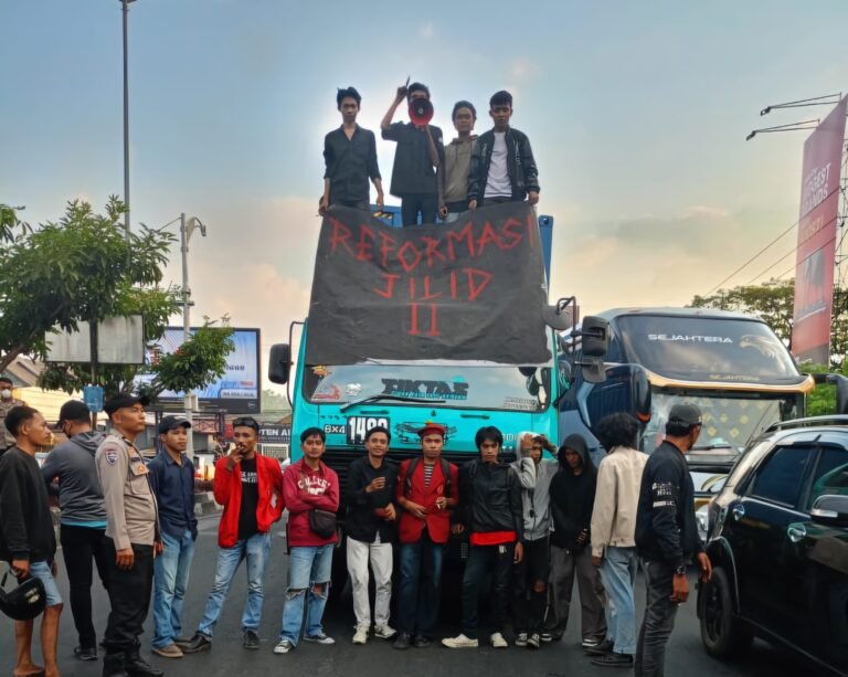 KERAMAT: Reformasi 1998 Dkhianati, Saatnya Reformasi Jilid II