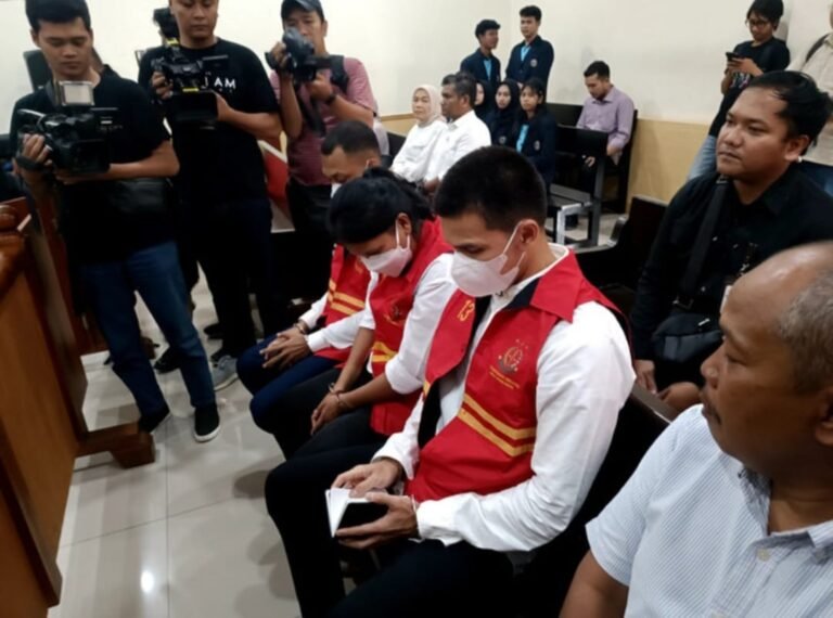 Jonathan Frizzy Kembali Jalani Sidang Kasus Vape di PN Tangerang