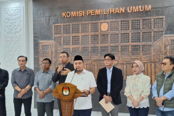 KPU RI Batalkan Keputusan Soal 16 Dokumen Capres-Cawapres, Afifuddin Minta Maaf ke Publik