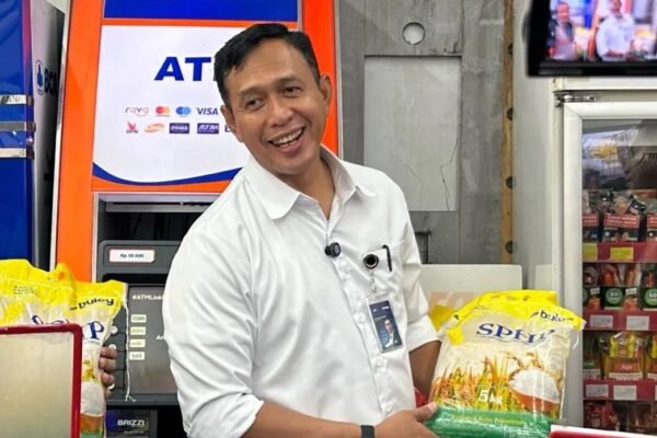 Bulog Salurkan Hampir 400 Ribu Ton Beras SPHP, Inflasi Turun di 100 Daerah