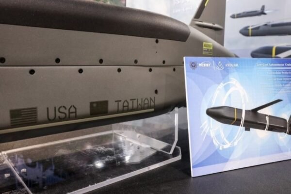 Taiwan-AS Produksi Bersama Rudal dan Drone Bawah Laut Hadapi Ancaman China