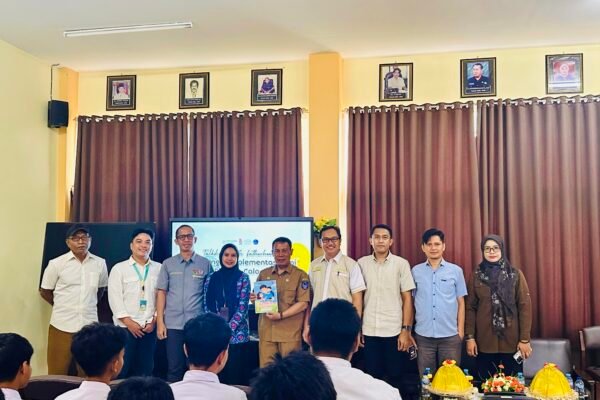 Kolaborasi Forum GENRE Sulsel dan Kemendukbangga, Pemuda ICMI Sulsel Jadi Narasumber Talkshow “Youth Fatherless” di SMKN 4 Makassar