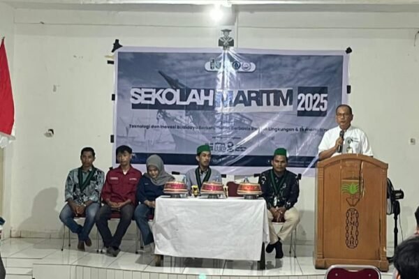 Dekan Fakuktas Perikanan dan Ilmu Kelautan UMI Resmi Membuka Kegiatan Sekolah Maritim 2025, Kolaborasi Bersama HMI KOMPIK UMI, HIMITEKINDO, dan BEM FPIK UMI