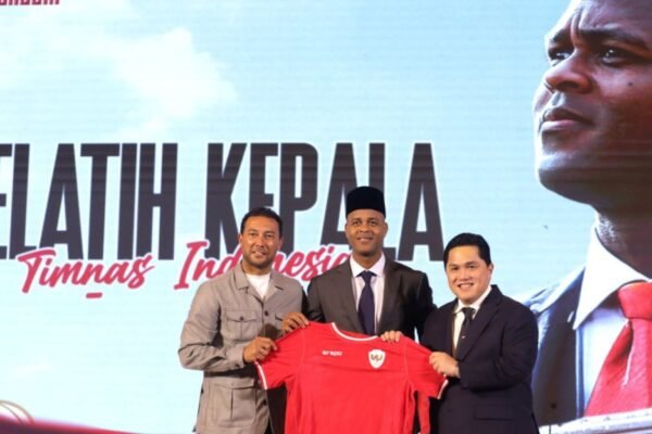 PSSI Akhiri Kerja Sama dengan Patrick Kluivert dan Tim Pelatih Asal Belanda