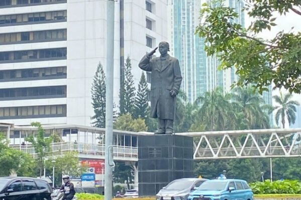 Warga Tolak Rencana Pemindahan Patung Jenderal Sudirman di Jakarta