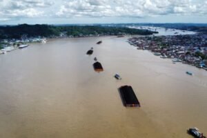 Investasi EBT Indonesia Masih Jauh dari Target Iklim Nasional